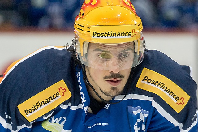 比处于弱者 比处于弱者